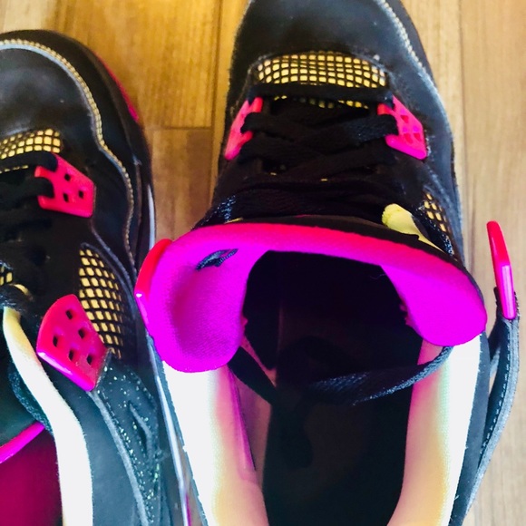 Jordan 4 - Day Glow Magenta Colorway - Picture 6 of 6